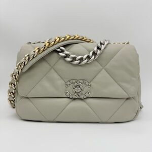 CHANEL Quilted Lambskin Medium Chanel 19 - Light Gray with Gold & Silver Chain